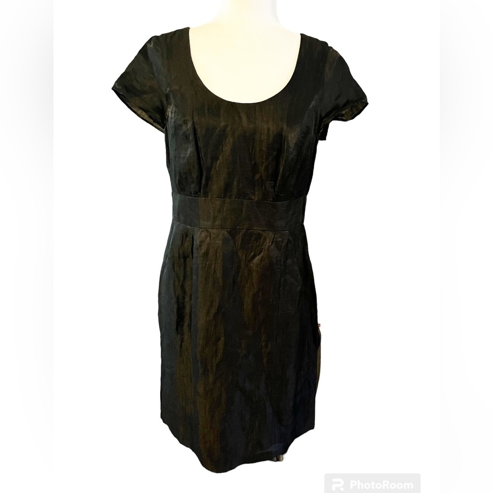 Banana Republic Black LBD Linen
Blend Classic Dress w/Pockets Size 10 Minimalist